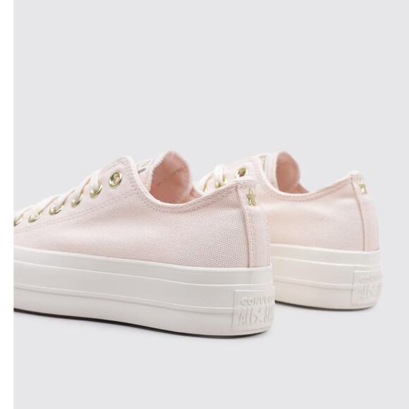 NWT Converse Women’s Chuck Taylor All Star Lift Platform Sneaker, Pale Petal, 7 - Picture 3 of 6
